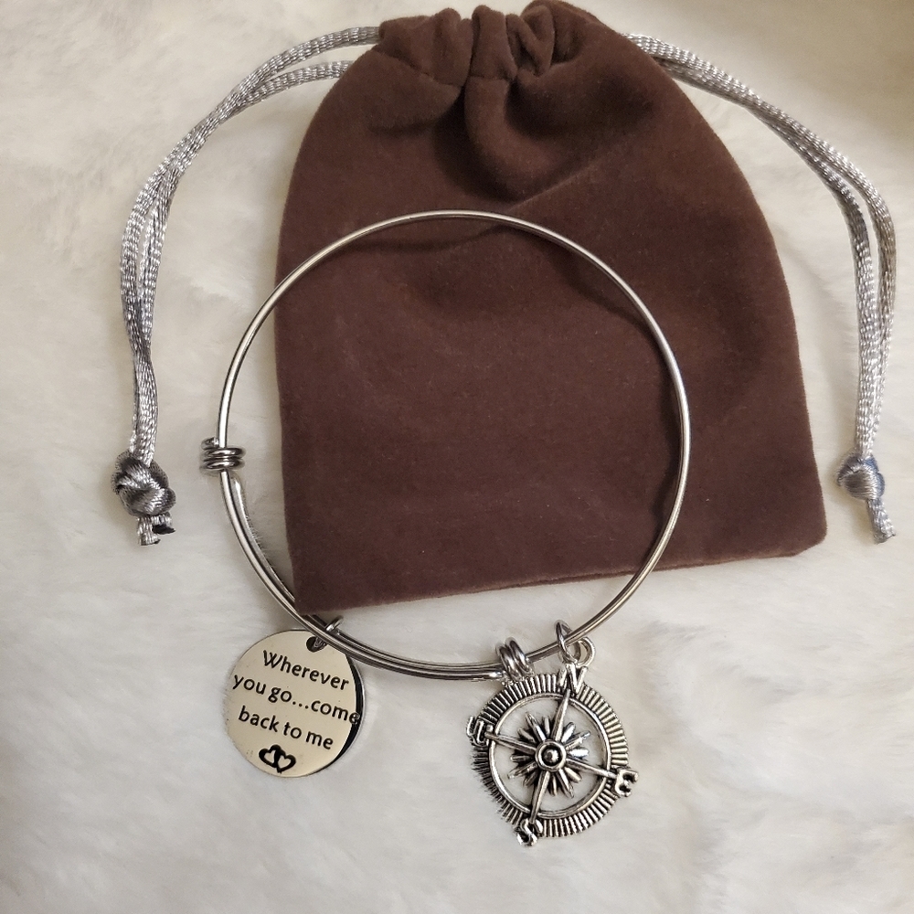 New Beautiful Stainless Steel Love Bracelet
